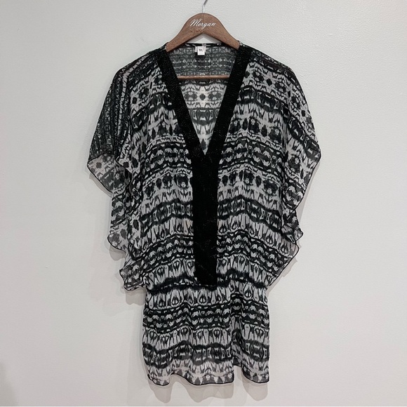 Badgley Mischka Other - Badgley Mischka Black and White Beaded Oversized V-neck Swim Coverup Top, Small